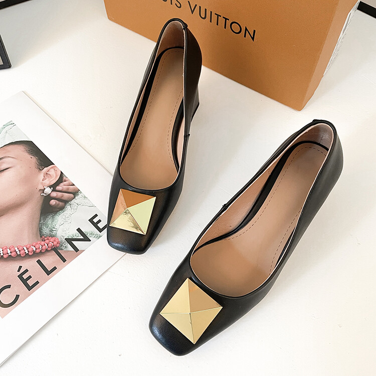 Korean Style Women's Flat Shoes with Buckle and Square Toe - Image 4