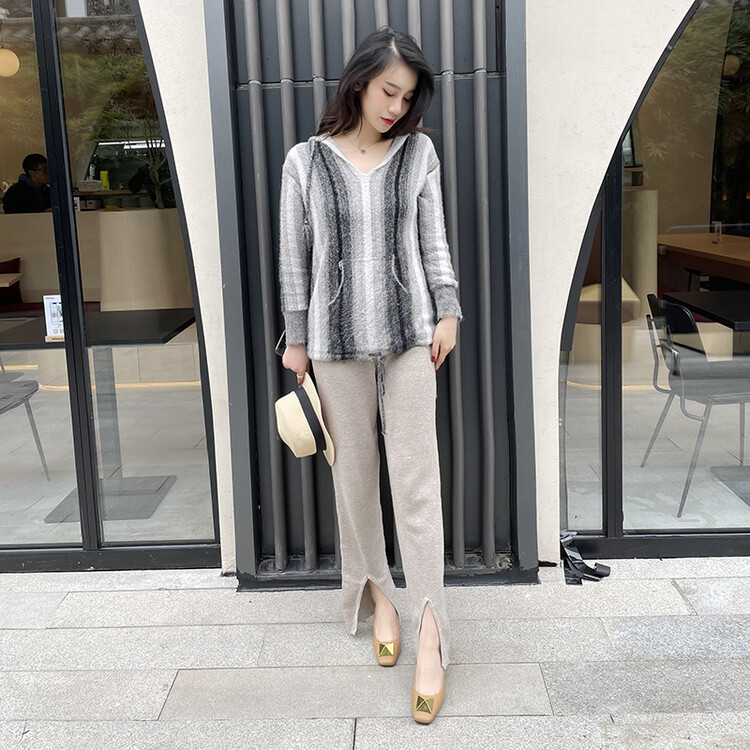Korean Style Women's Flat Shoes with Buckle and Square Toe - Image 3