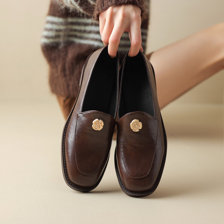 Deep Mouth Flat Shoes for Women - Square Toe Block Mid Heel - Brown Black